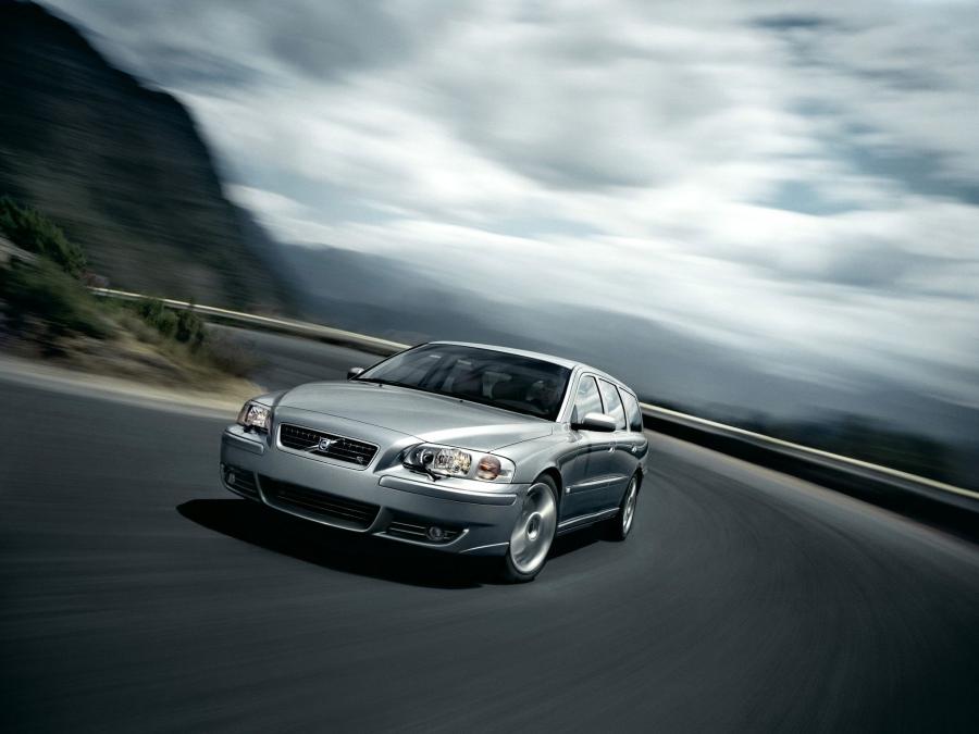  Volvo V70 R 2000 года  (фото 14 из 23)